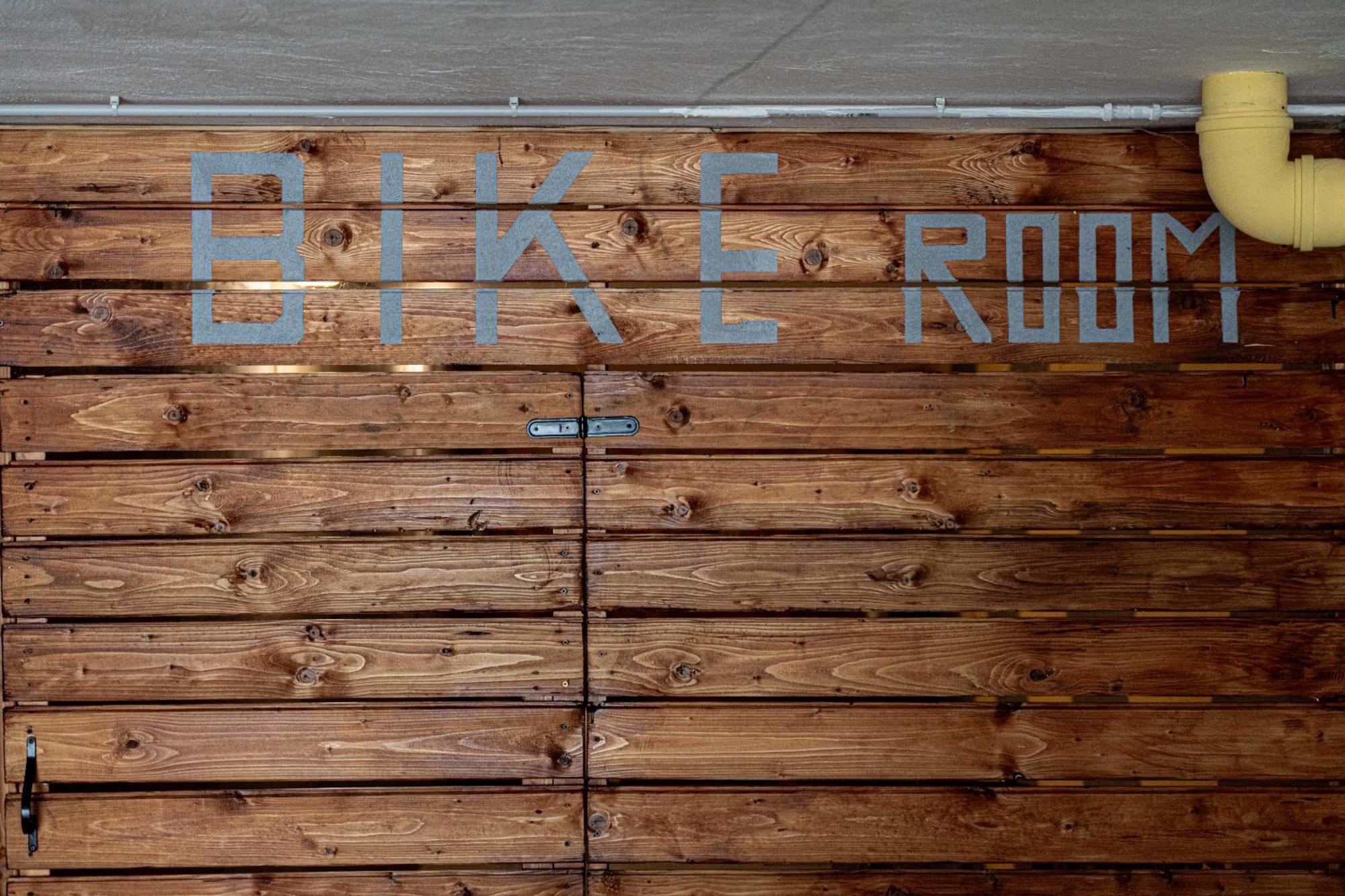 Bed And Bike Verona Bagian luar foto