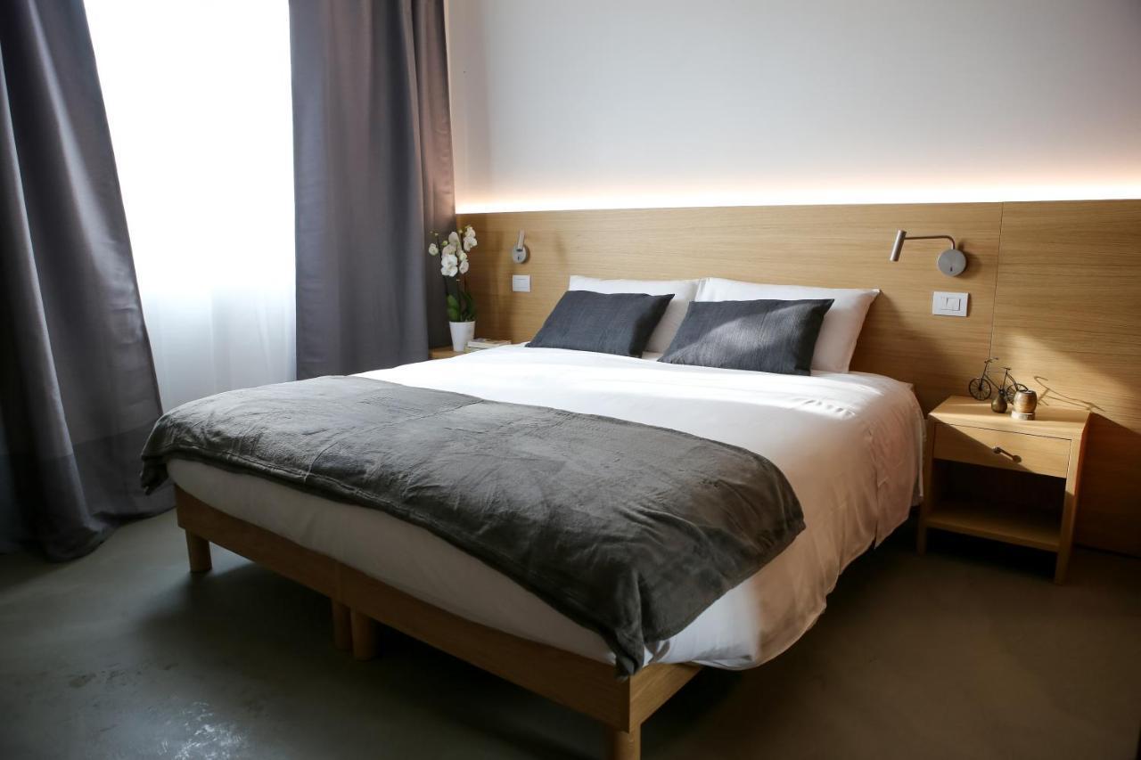 Bed And Bike Verona Bagian luar foto