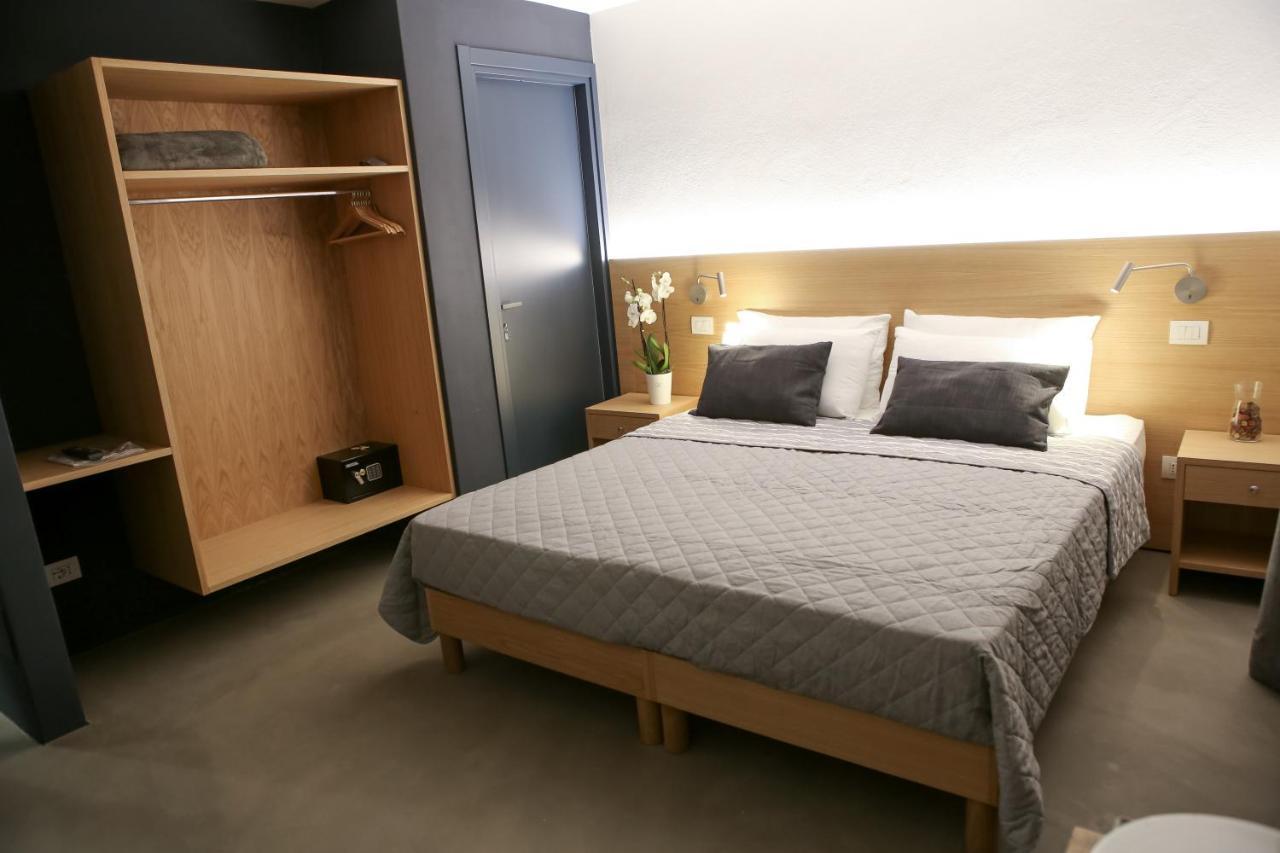 Bed And Bike Verona Bagian luar foto